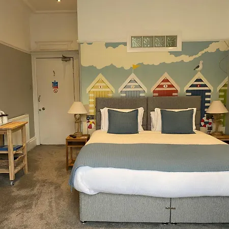 Beachside Guest House-3