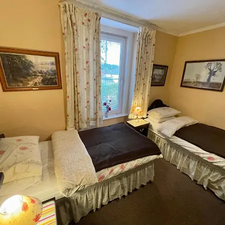 Apsley Villa Guest House.-2