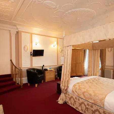 The Town House Restaurant With Rooms-3