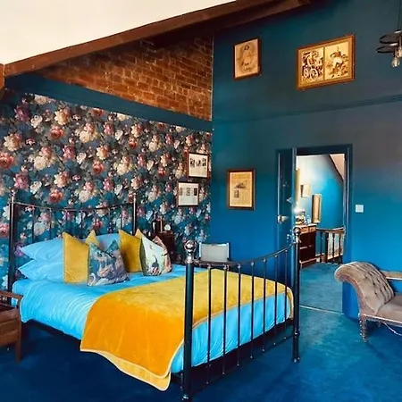 Mollys Boutique Hotel-2