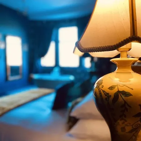 Mollys Boutique Hotel-3