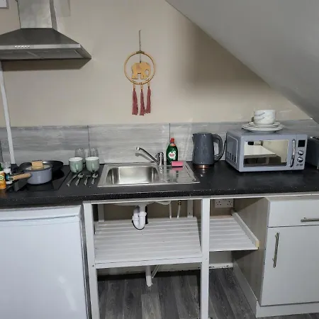 Easy Living Nottingham - Burns Street-3