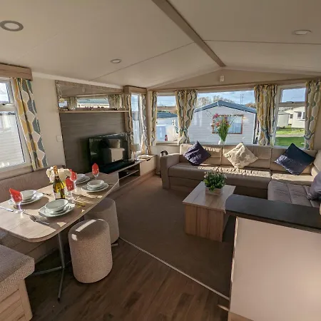Sleeps 6 Modern And Bright Caravan Littlesea Haven Weymouth-2