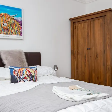 Chrialdon House-3