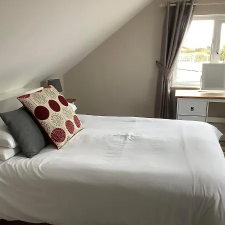 New Overlander Inn-2