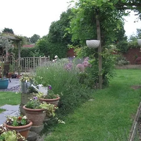 Greengables Guest House-2