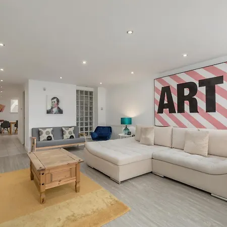 York Place Apartments By Destination Edinburgh-2