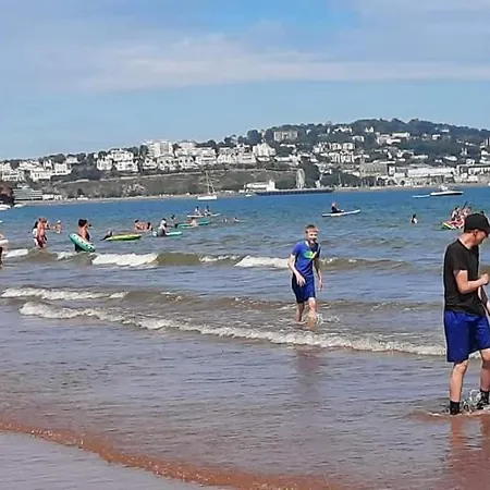 Belle Dene Guest House-2