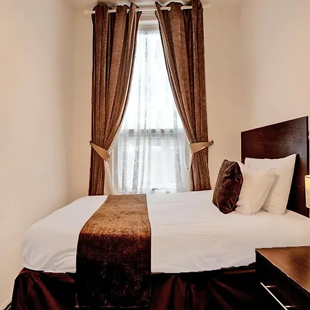 The Waverley Hotel-3