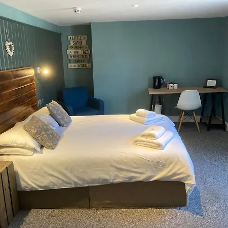 The Goldon Lion Hotel-3