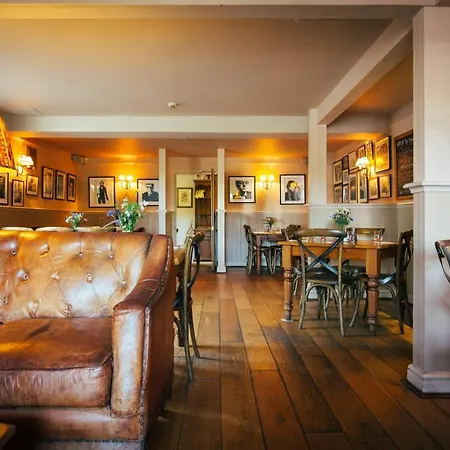 The East End Arms-2