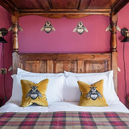 Strathallan Bed And Breakfast-3