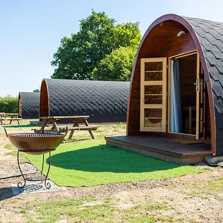 The Woolpack Glamping-2