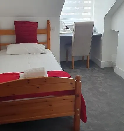 Granite City Guest House-3