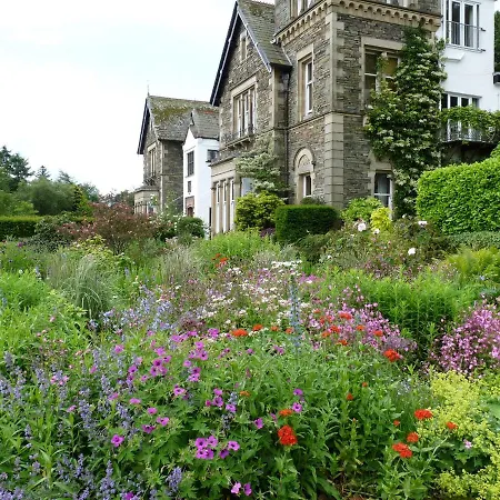 Yewfield Vegetarian Guest House-3