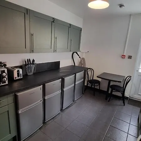 En Suite Room With Kitchen Facilities-3