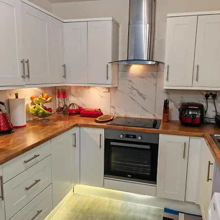 Stylish 1 Bedroom Haven-3