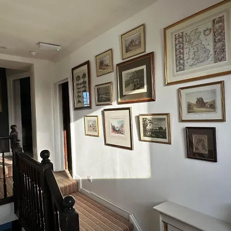 Burford Lodge - Adults Only-2