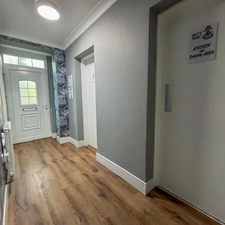 Billy'S Place-2