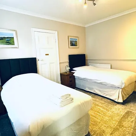 Fairlawns Guest House-2