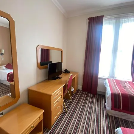 The Lawn Hotel-3
