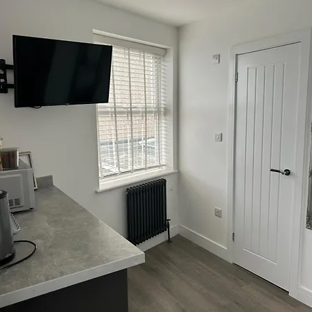 Duporth Guest House-2