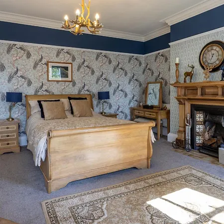Highgate House-2