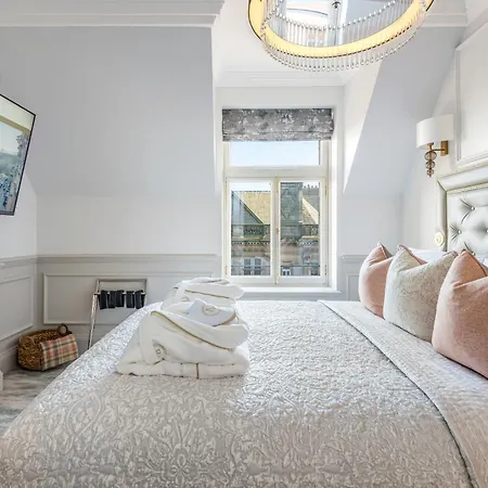Righ Residences - George Street-3