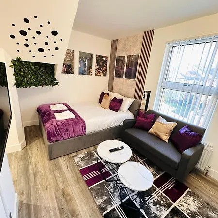 Comfortable Private En-Suite Room In Harborne Park Road - Birmingham R3-2
