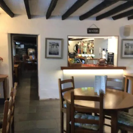 Hunters Lodge-3
