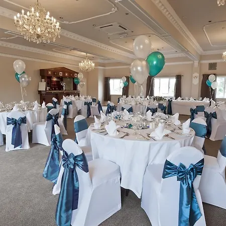 Gateway To Wales Hotel & Leisure Club-2