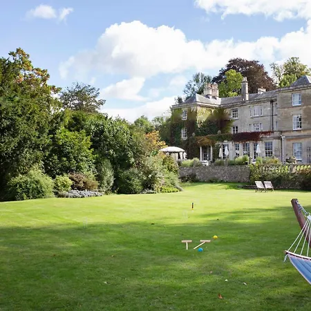 Burleigh Court Hotel-3
