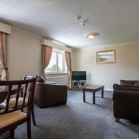 Beaufort Park Hotel-2