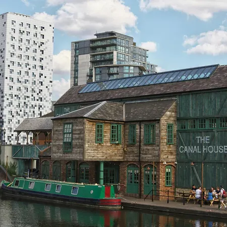 The Mini Hotel -Birmingham City-Free Breakfast-3