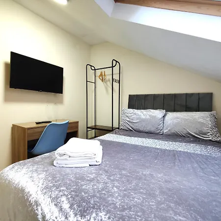 Liverpool Stays - City Centre Rooms-2