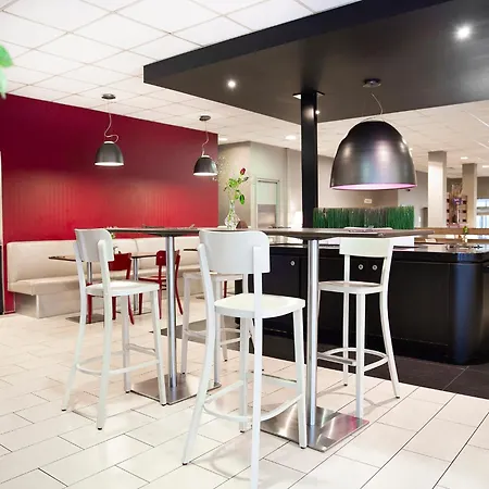 Campanile Swindon-2