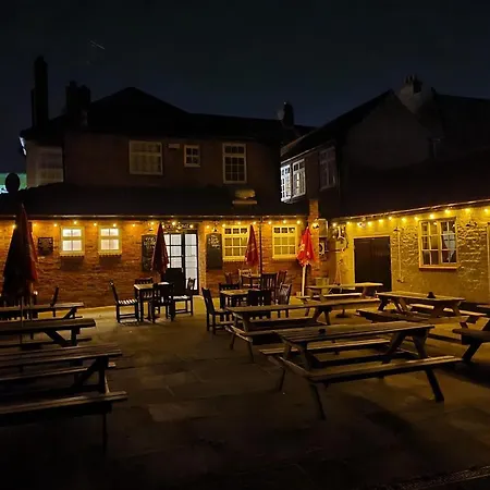The Gillygate Inn-3