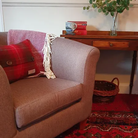Clachan Farmhouse B & B-2
