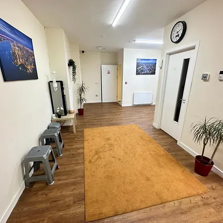 Ibrox Guesthouse-3