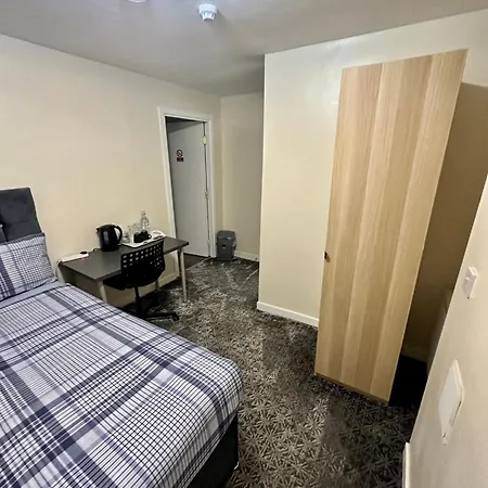 Ibrox Guesthouse-2
