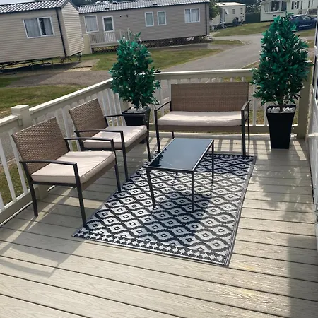 Kingfisher Quay Lodge-3