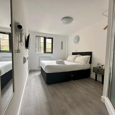 Accommodation Bradford-3