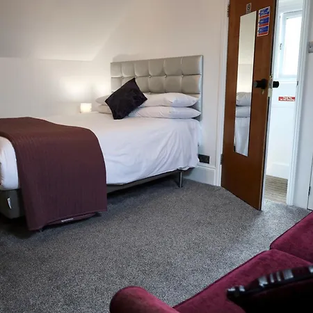 Brighton Inn Boutique Guest Accommodation-3
