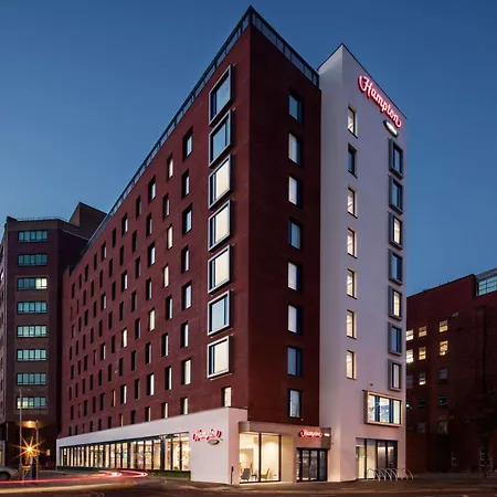 Hampton By Hilton Belfast City Centre-2