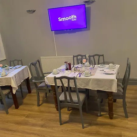 Bradburys Of Blackpool-2