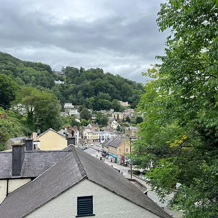 Explorers Retreat Matlock Bath-2