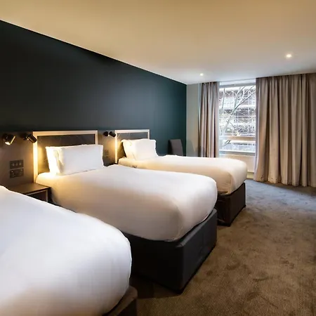 Royal National Hotel-2