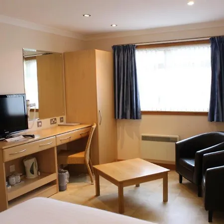 Sky Lodge Perth-3