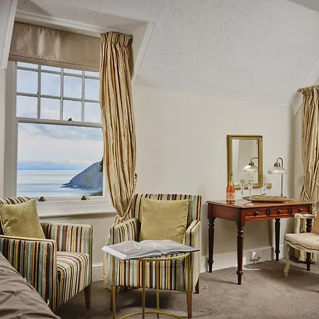 Highcliffe House-2
