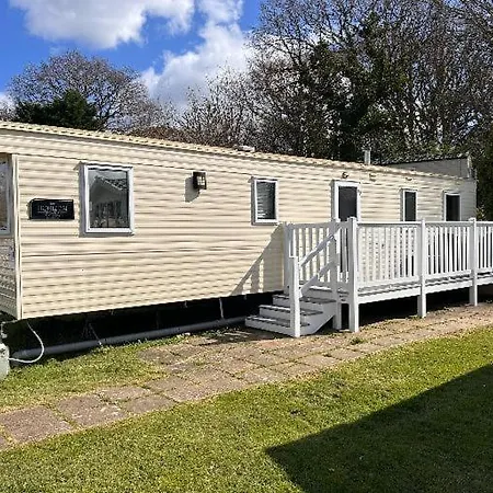 Sussex By The Sea Holiday Home-3